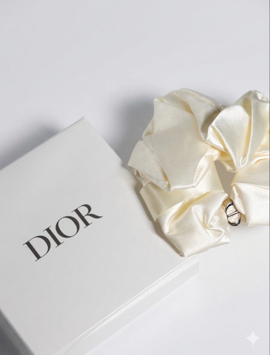 Dior Signature Scrunchie – Ivory